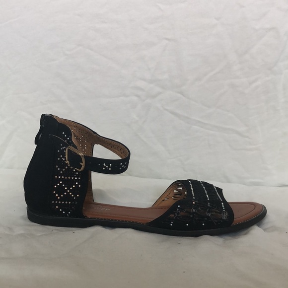 Black flats - Picture 2 of 5